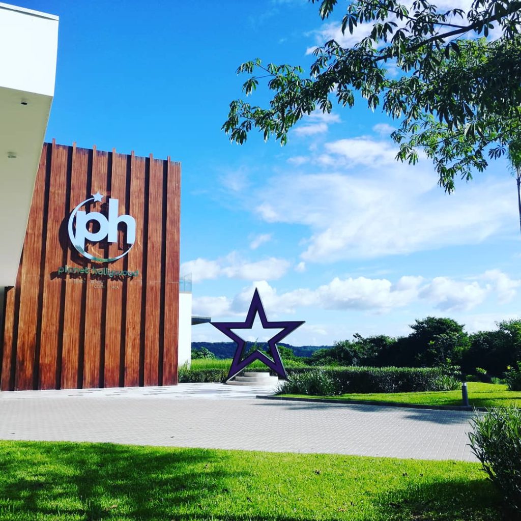 liberia-airport-planet-hollywood