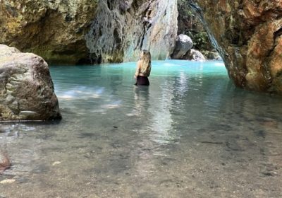 costa-rica-la-leona-waterfall