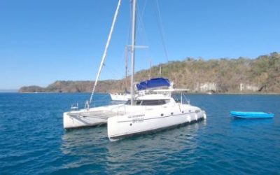 Papagayo-catamaran-service